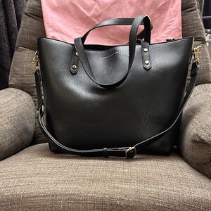 Poppy and Peonies black Go getter tote
